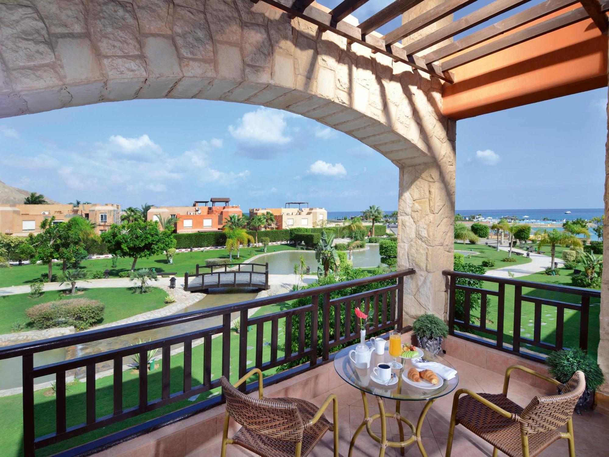 Moevenpick Resort El Sokhna Ajn-Szuhna Kültér fotó